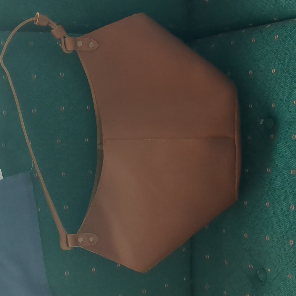 Portland Leather Goods Honey Large Kangaroo Bag